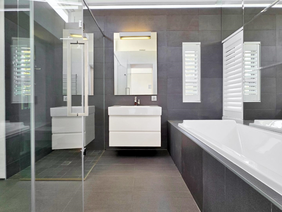 To Let 3 Bedroom Property for Rent in Camps Bay Western Cape
